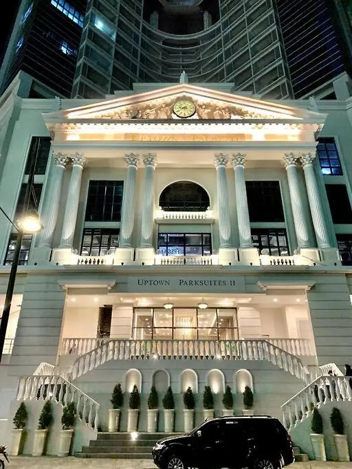 Uptown Parksuites Tower 2 Manila 0*,  Philippines