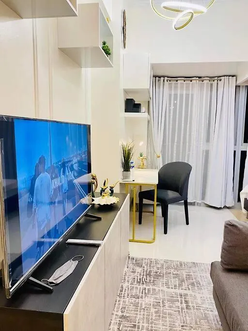Uptown Parksuites Tower 2 Manila 0*,