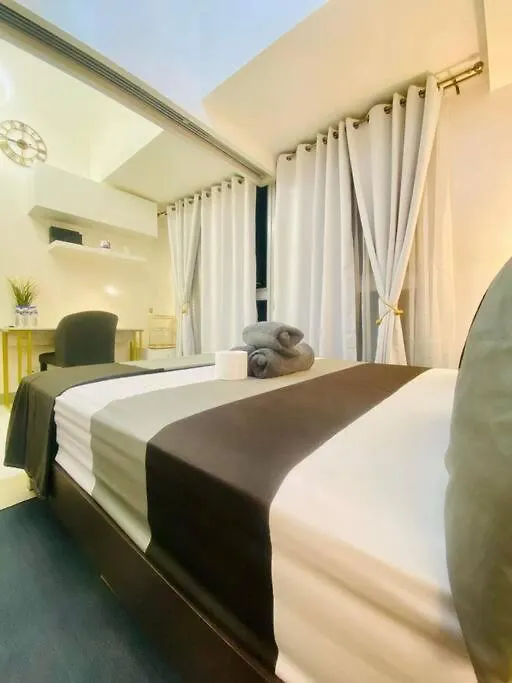 Apartment Uptown Parksuites Tower 2 Manila