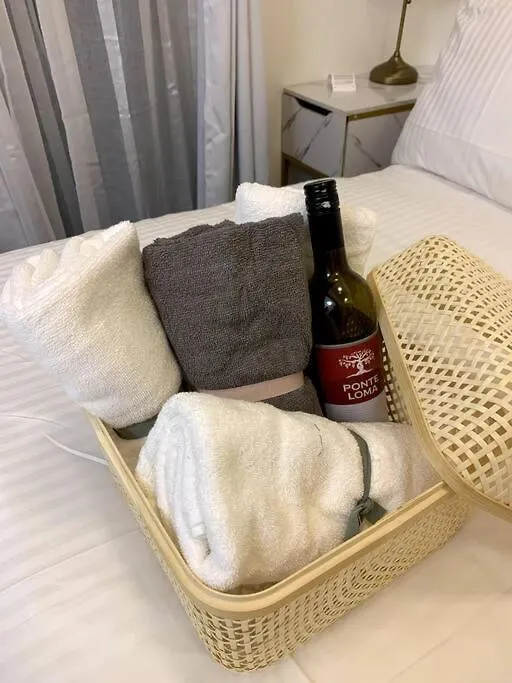 Uptown Parksuites Tower 2 Manila Philippines